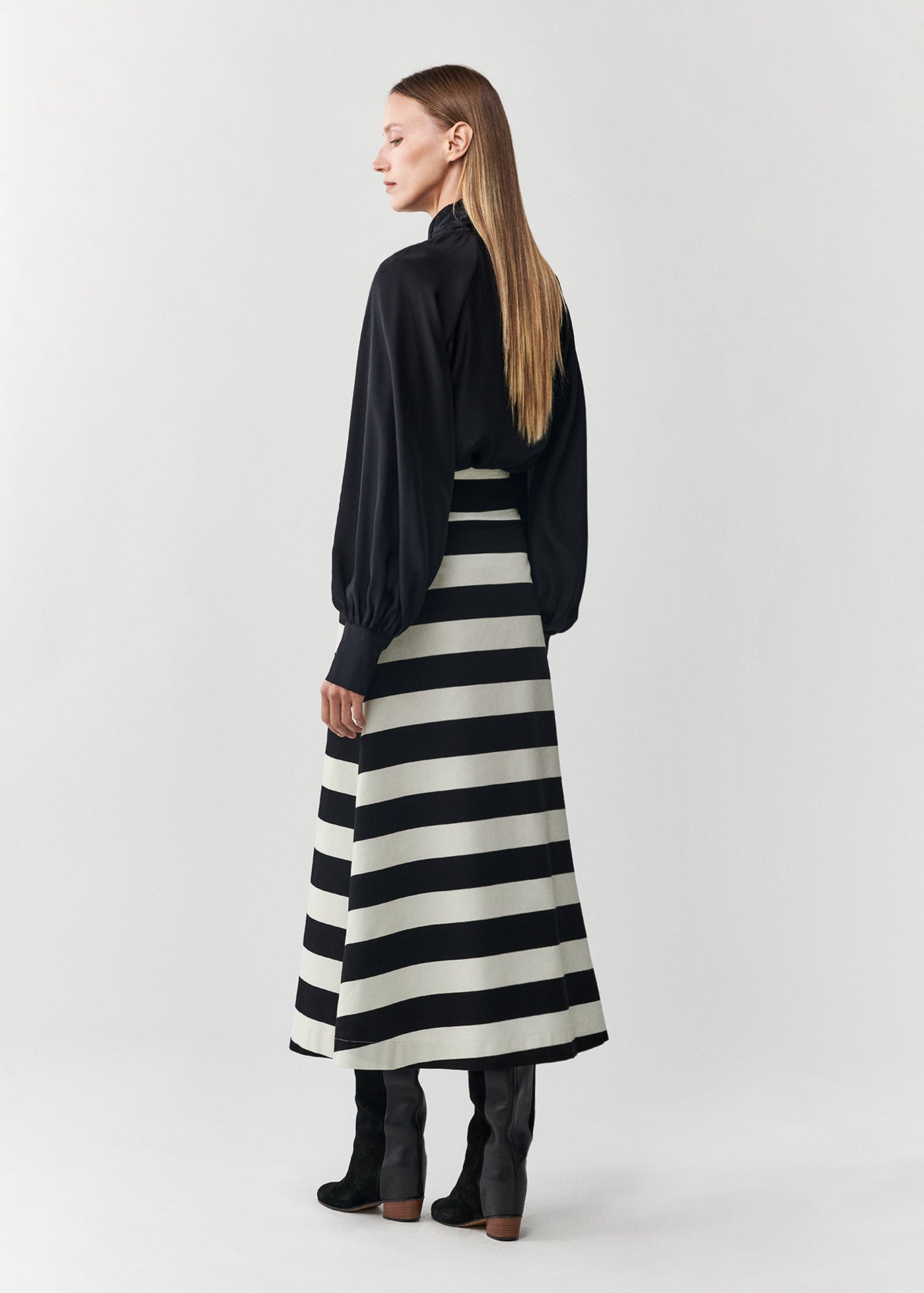 MARA SWEATER