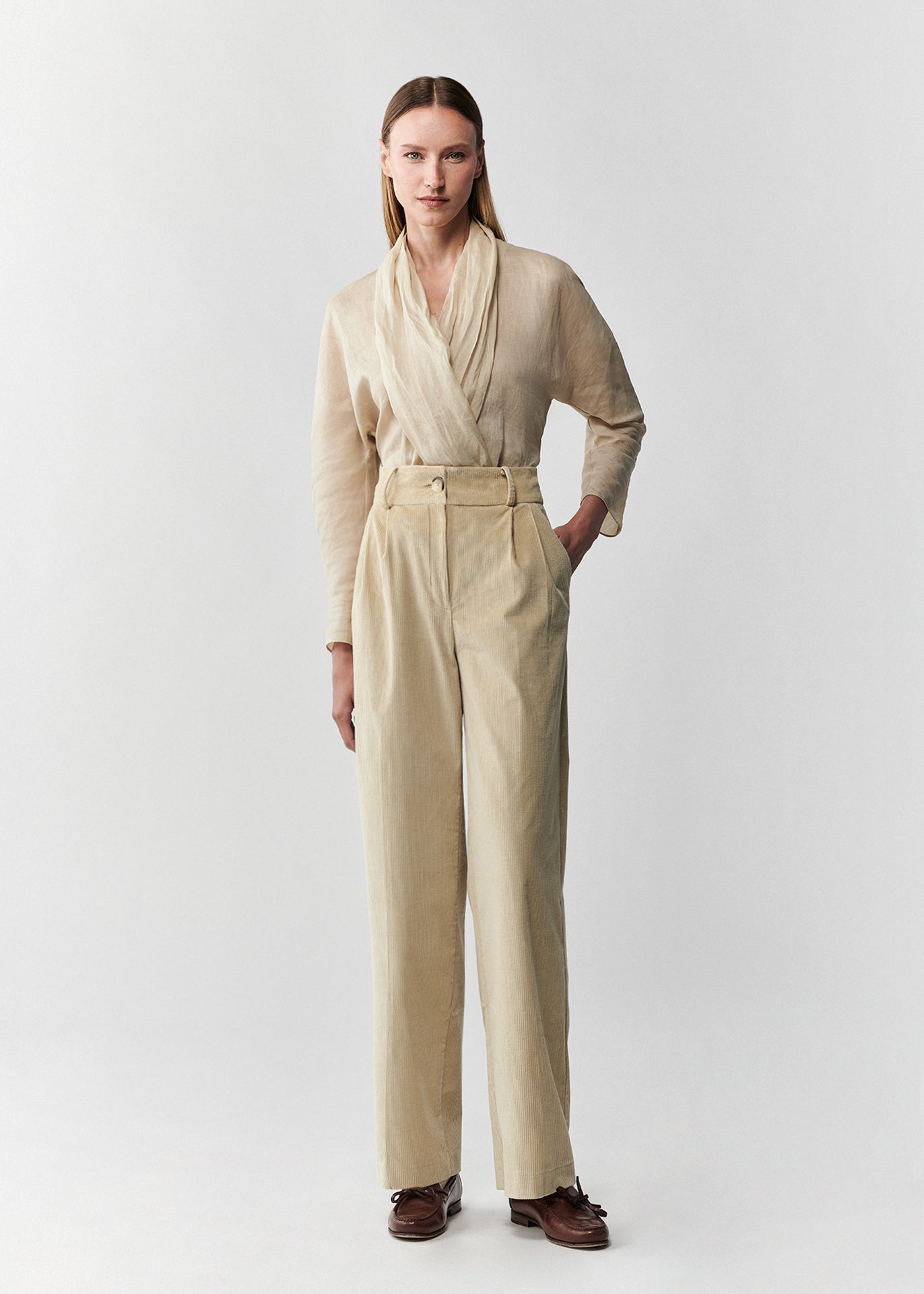 PANTALÓN WYNDA BEIGE